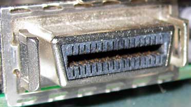 34 pin SFF-8470 Infiniband CX4 female photo and diagram