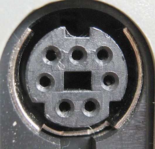 7 pin mini-DIN female (key in the center) photo and diagram